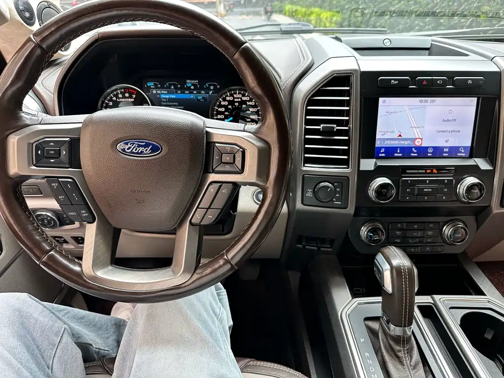 Ford F-150 Raptor 2021 — фото 13