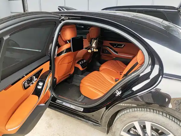 Mercedes-Benz S-Class 2024