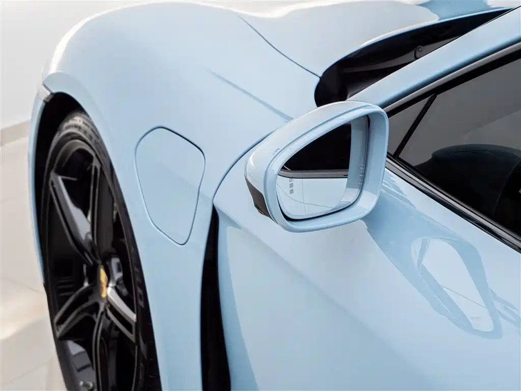 Porsche Taycan 2023 — фото 11