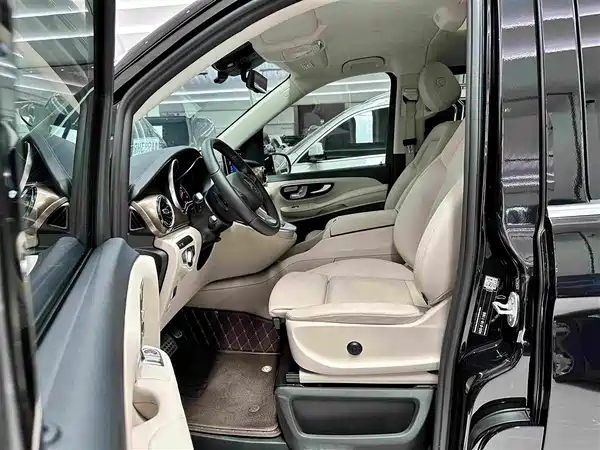 Mercedes-Benz V-Class 2023
