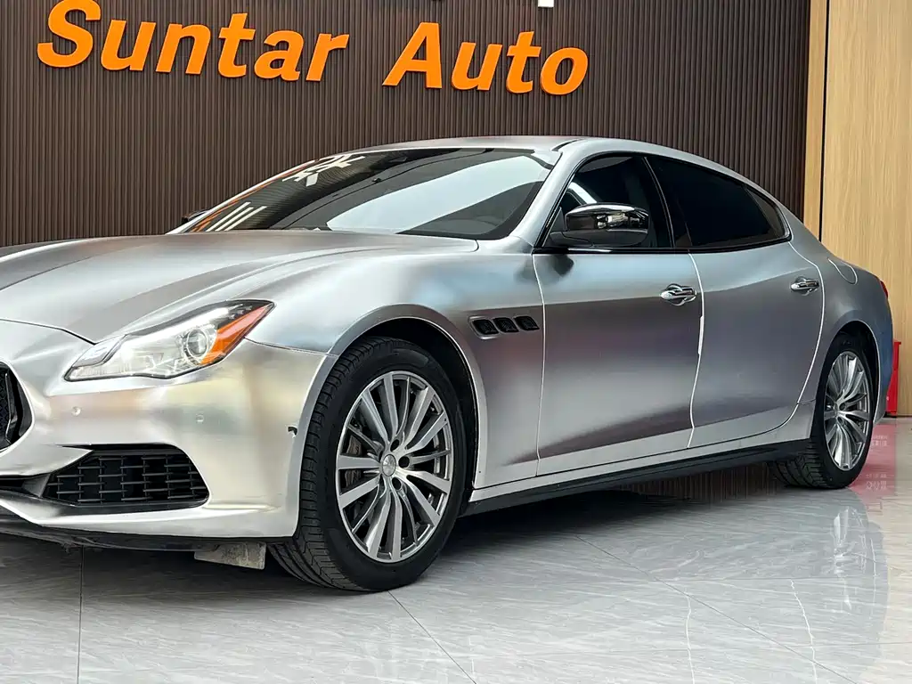Maserati Quattroporte 2017 — фото 13