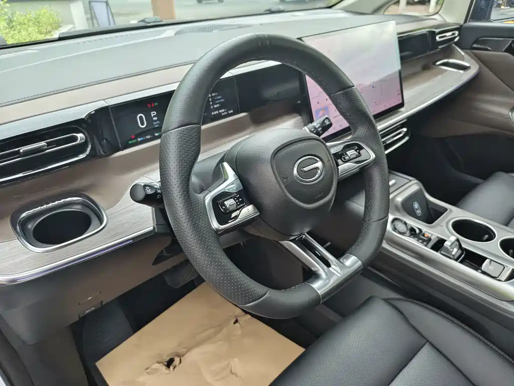 GAC Trumpchi E8 PHEV 2024 — фото 14