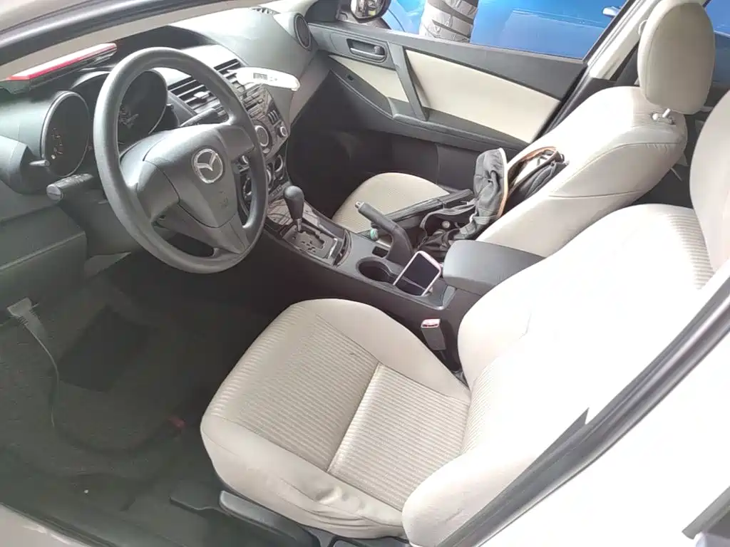 Mazda 3 Xingcheng 2016 — фото 15