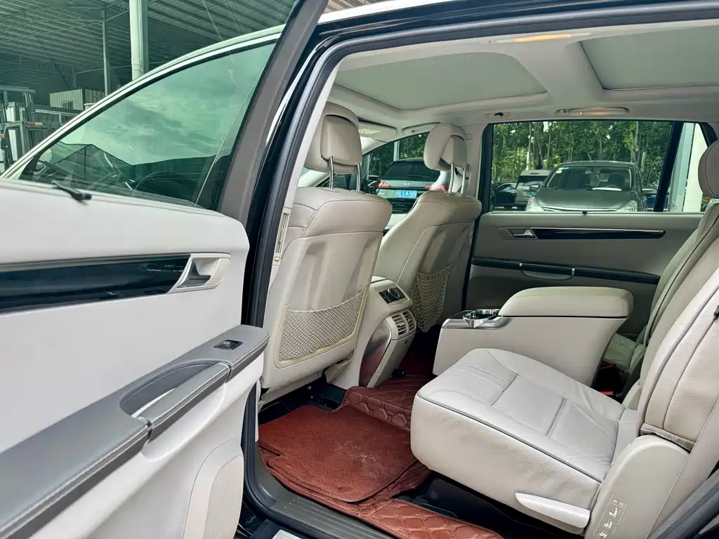 Mercedes-Benz R-Class 2015 — фото 22