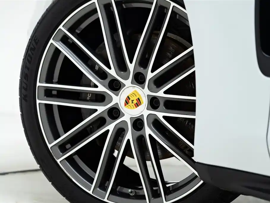 Porsche Panamera 2018
