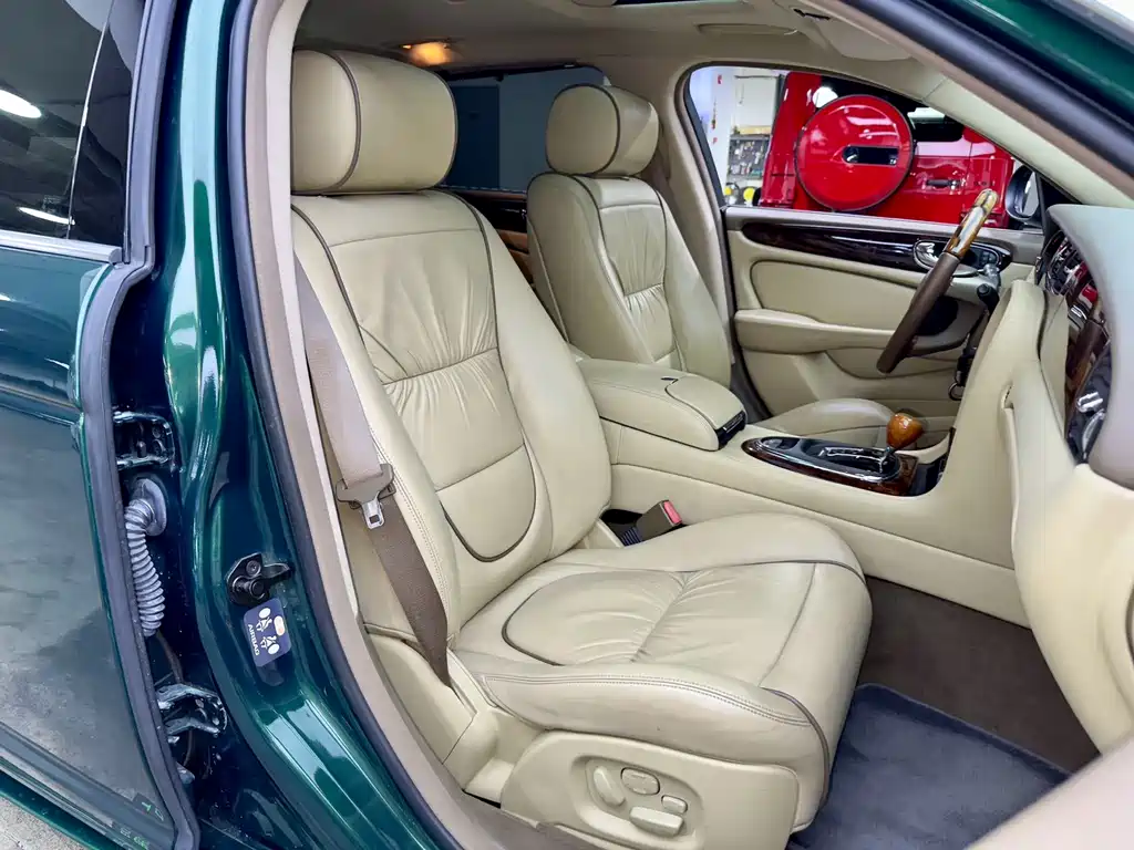 Jaguar XJ 2006 — фото 24