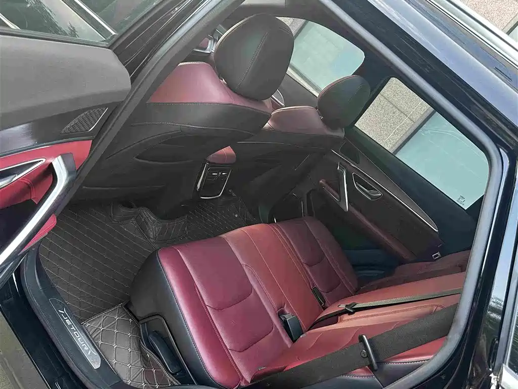 Jetour X70 PLUS 2024