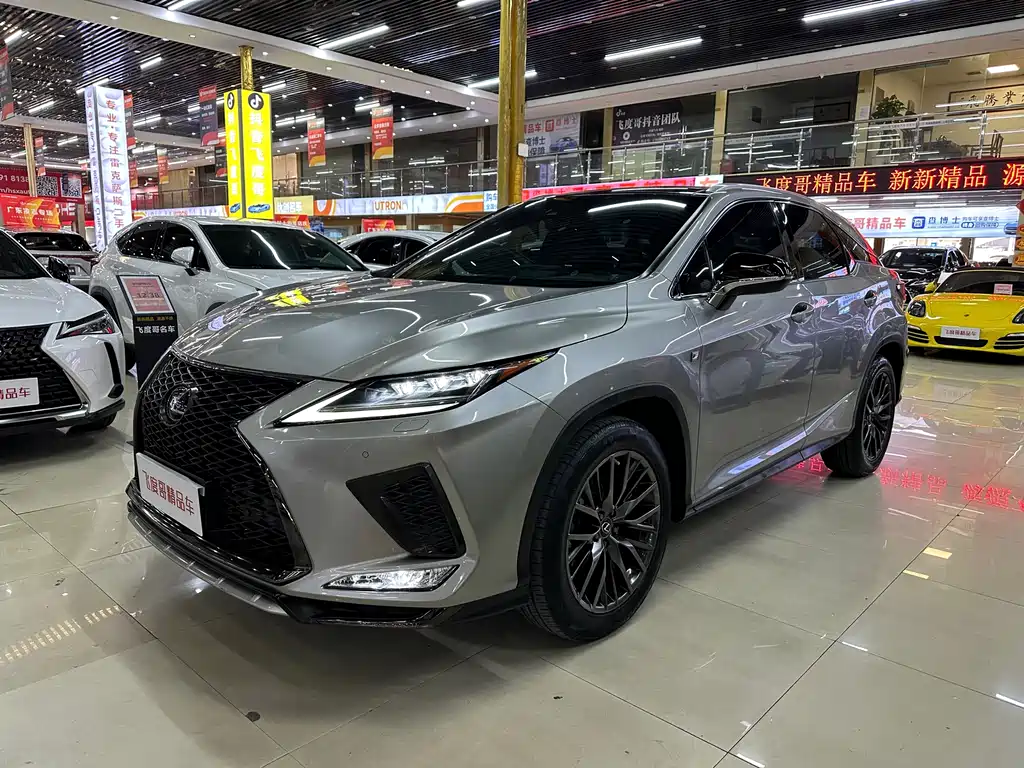 Lexus RX 2019 — фото 1