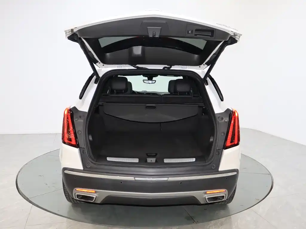 Cadillac XT5 2020 — фото 13