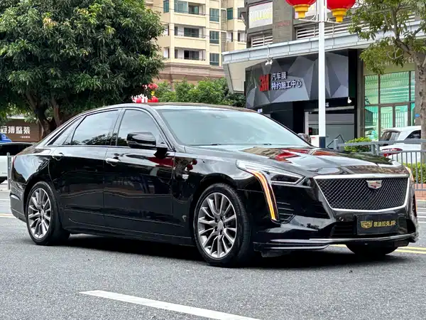 Cadillac CT6 2022