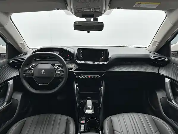 Peugeot 2008 2023