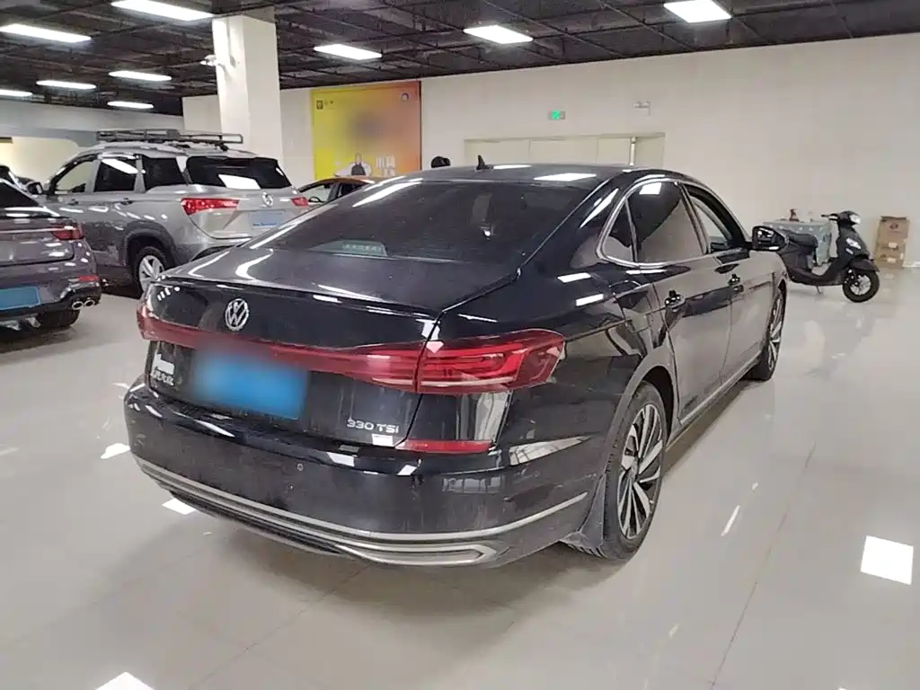 Volkswagen Passat 2023