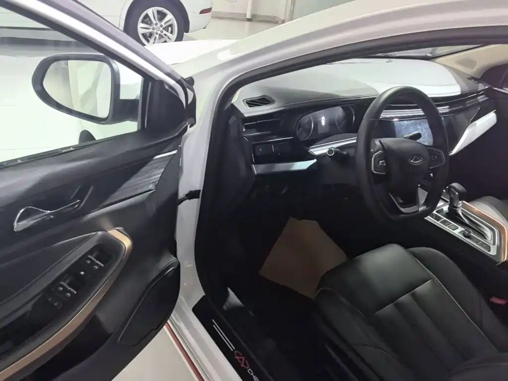 Chery Arrizo 5 PLUS 2024 — фото 16