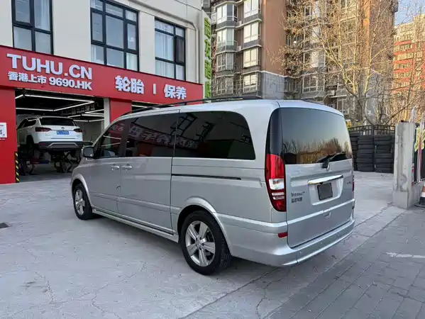 Mercedes-Benz Viano 2013