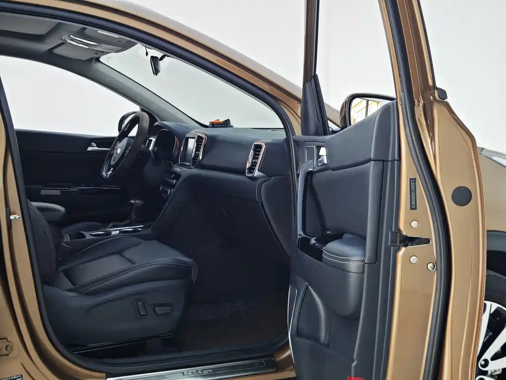 Kia KX5 2016 — фото 16