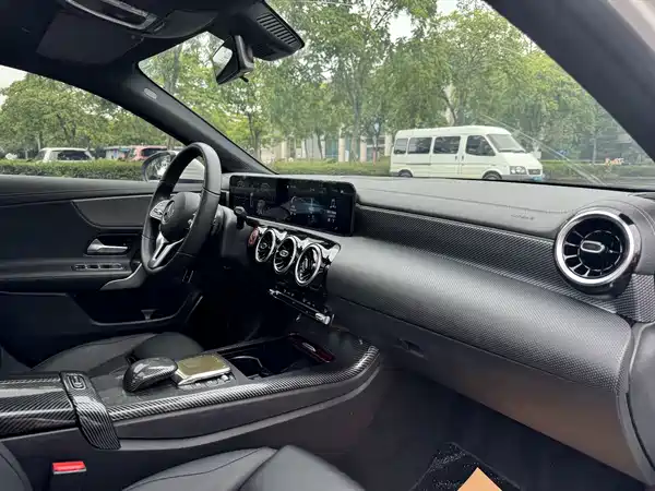 Mercedes-Benz A-Class 2021