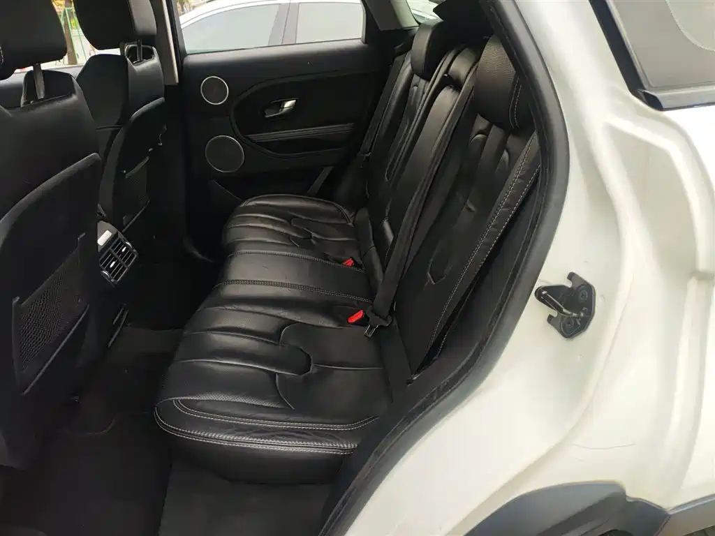 Land Rover Evoque 2014 — фото 13