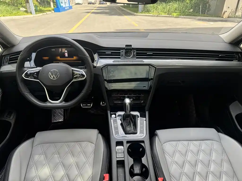 Volkswagen Magotan 2023