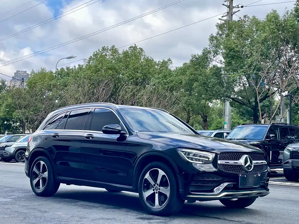 Mercedes-Benz GLC 2023 — фото 3