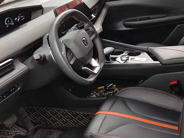 Changan UNI-V 2025