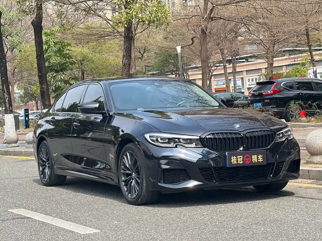 BMW 3 Series 2021