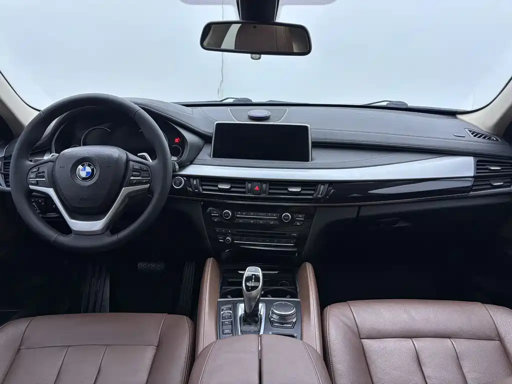BMW X6 2019 — фото 11