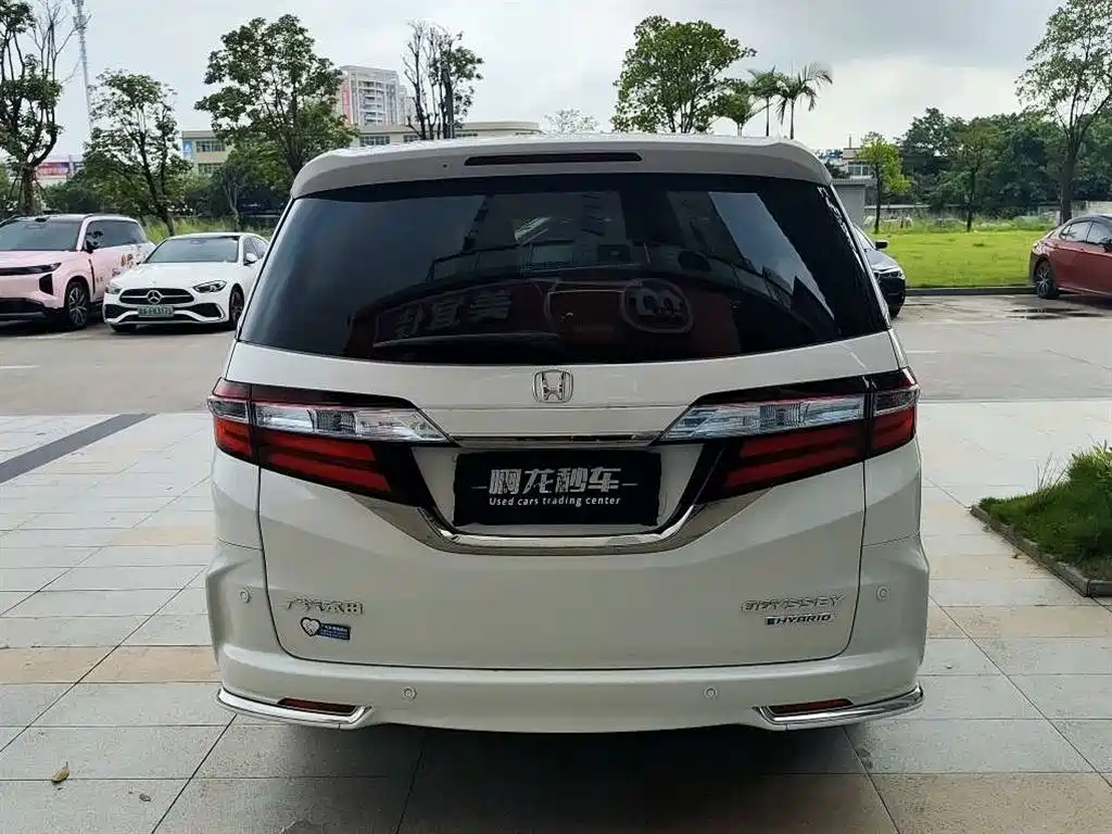 Honda Odyssey 2019 — фото 8