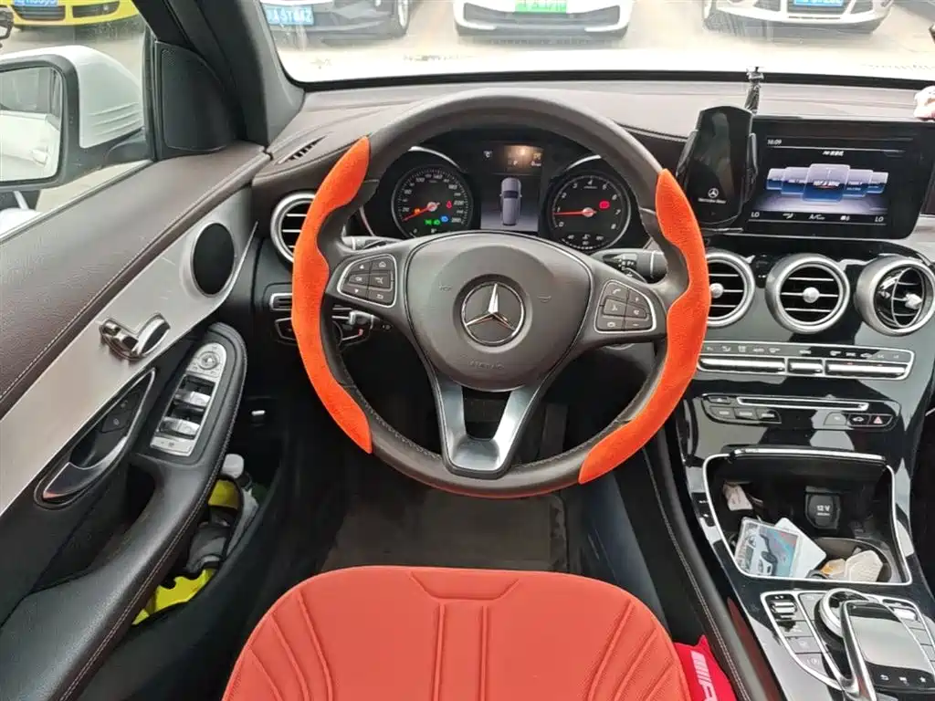 Mercedes-Benz GLC 2019 — фото 11