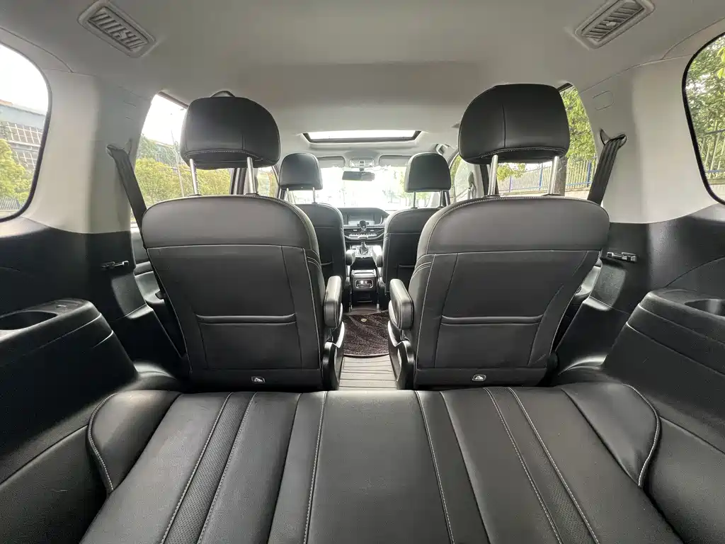 GAC Motor Trumpchi M6 2020 — фото 11