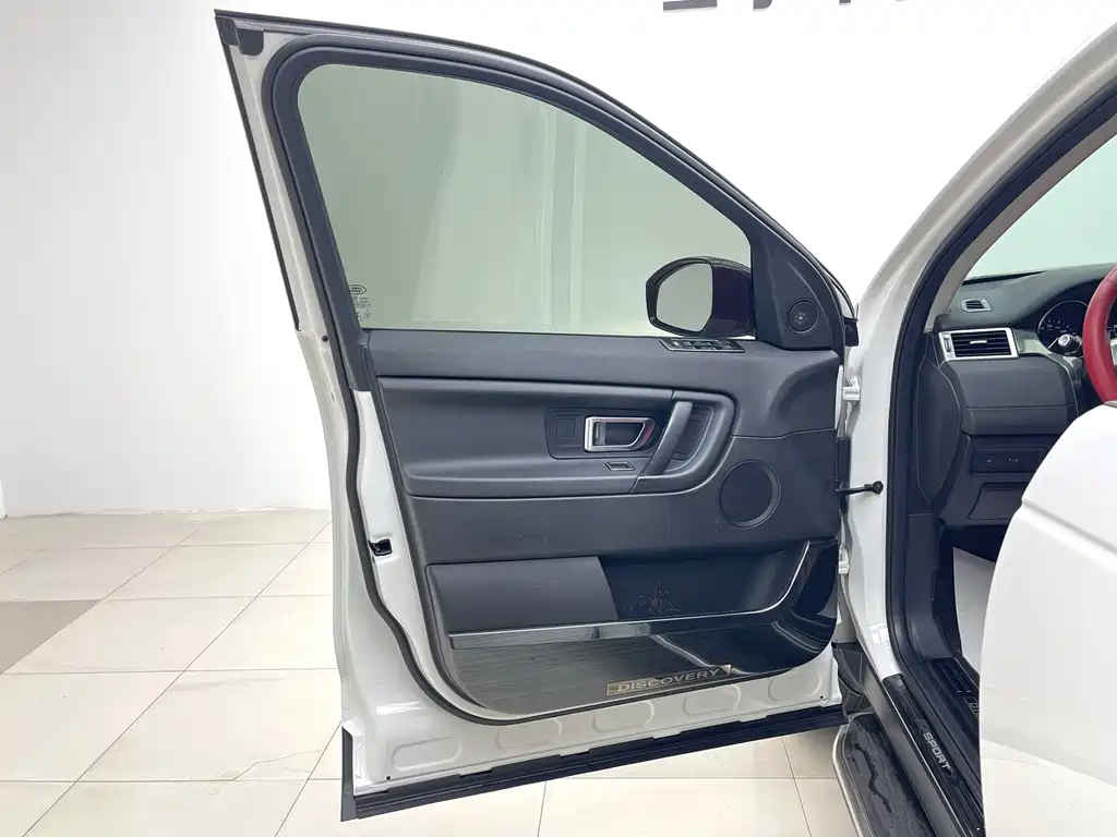 Land Rover Discovery Sport 2018