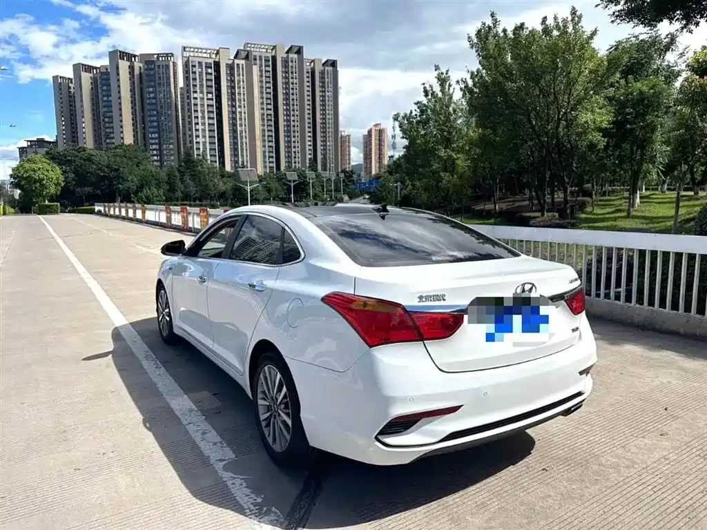 Hyundai Mistra 2016 — фото 9