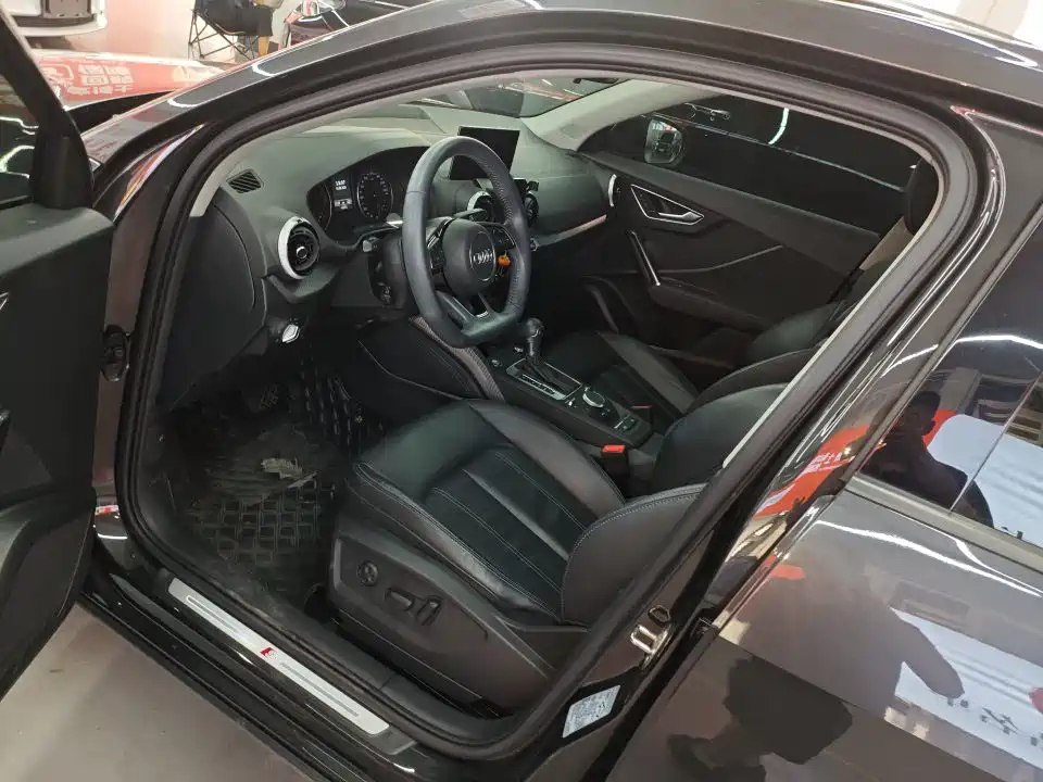 Audi Q2L 2022