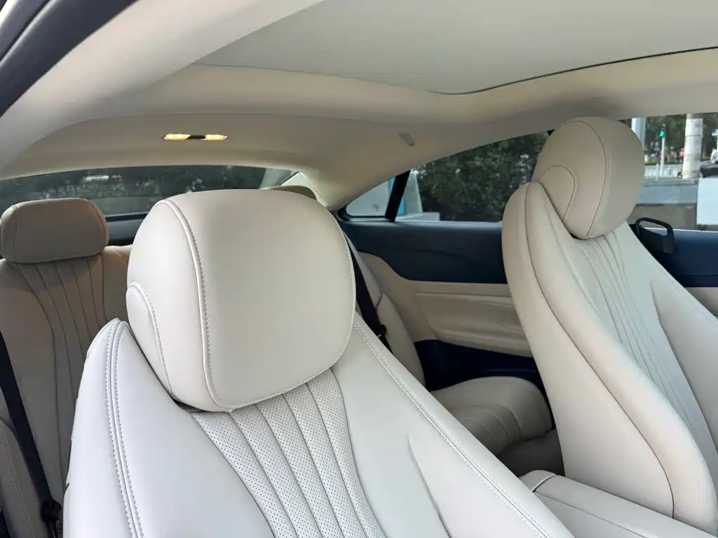 Mercedes-Benz E-Class 2021 — фото 20