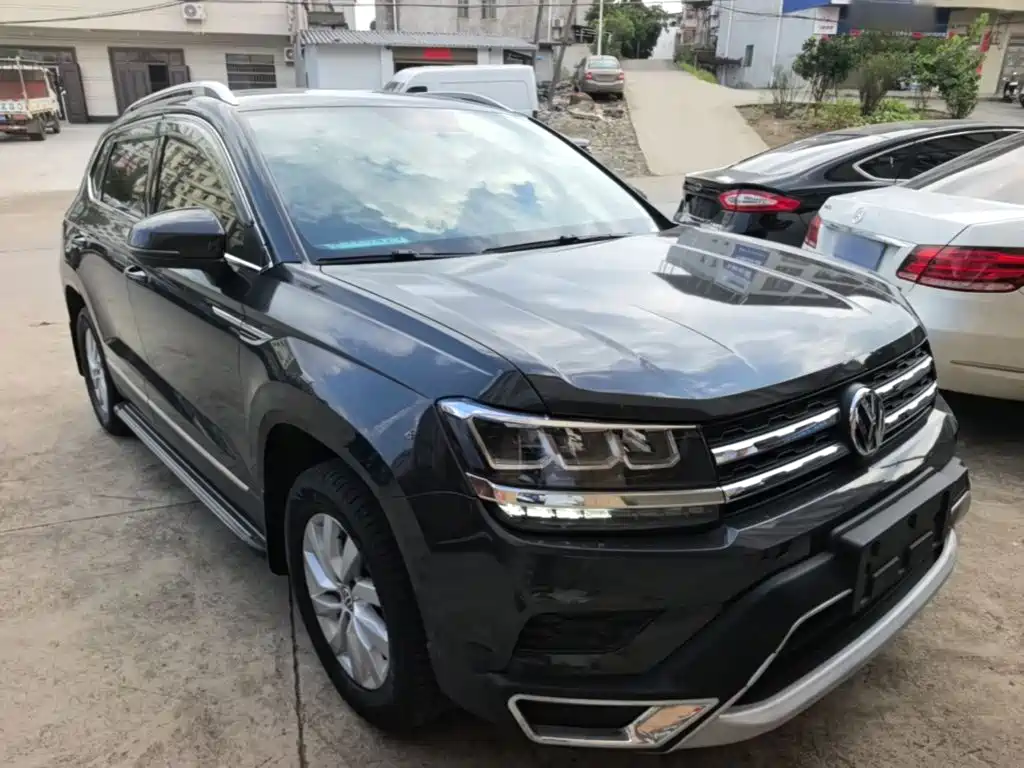 Volkswagen Tharu 2020