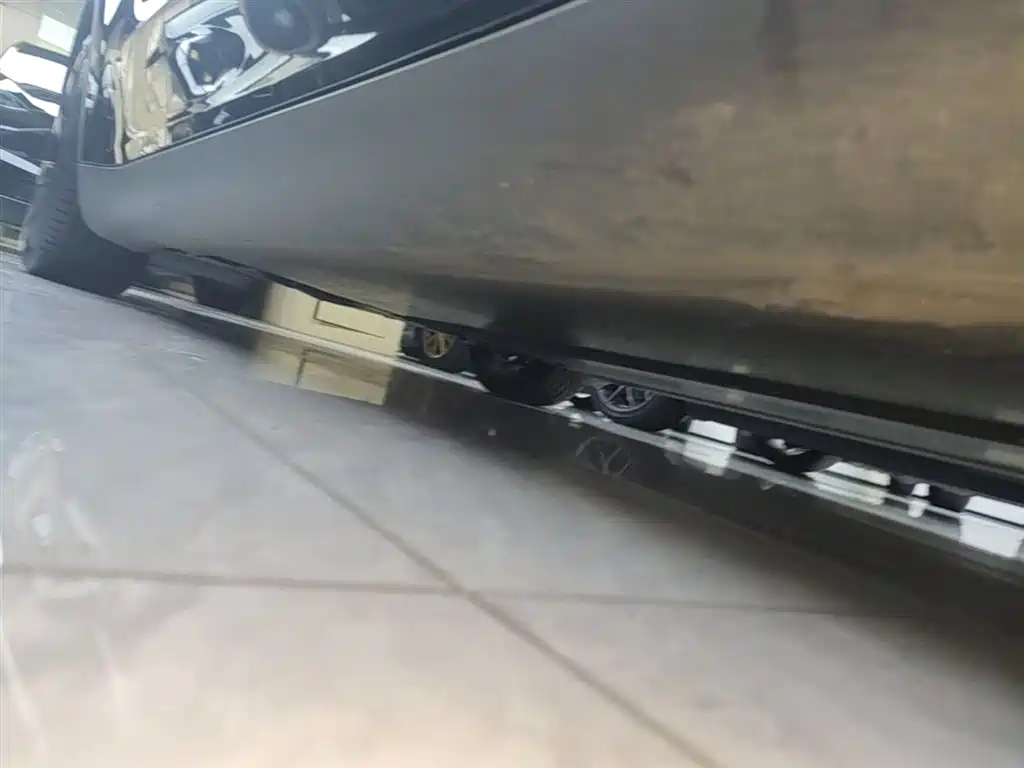 Tesla Model Y 2022 — фото 21