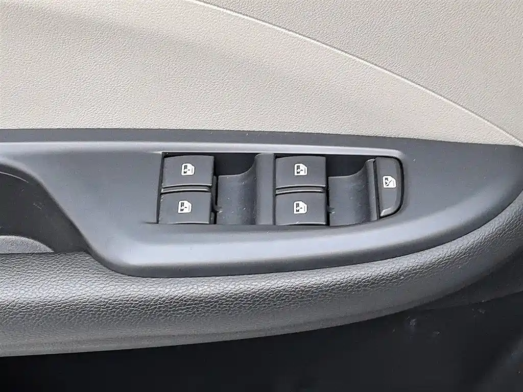 Buick Excelle 2020 — фото 9