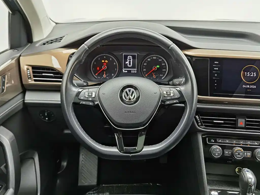 Volkswagen Tharu 2020 — фото 11