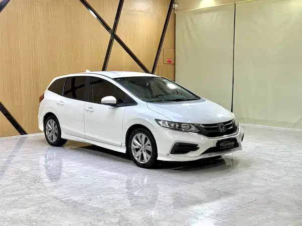 Honda Jade 2017