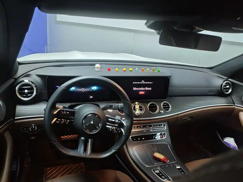 Mercedes-Benz E-Class 2021