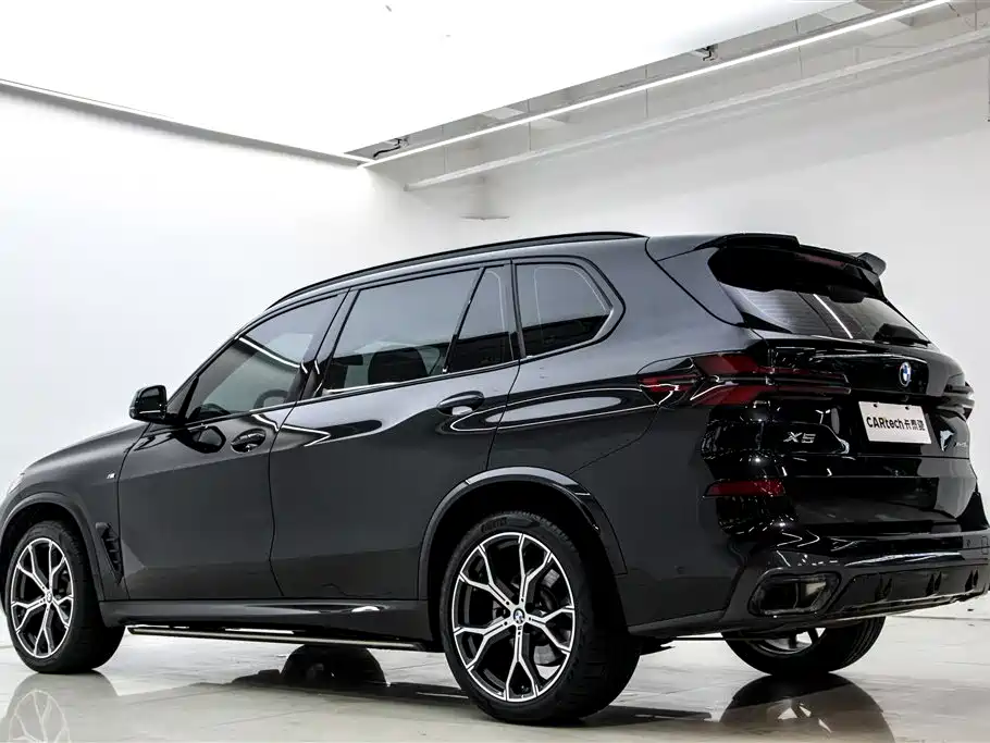 BMW X5 2024