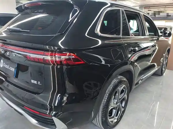 Geely Xingyue L 2024
