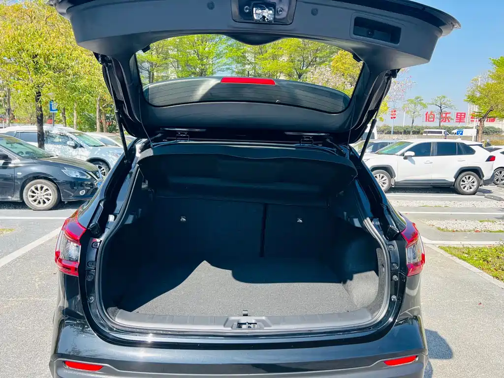 Nissan Qashqai 2023 — фото 10