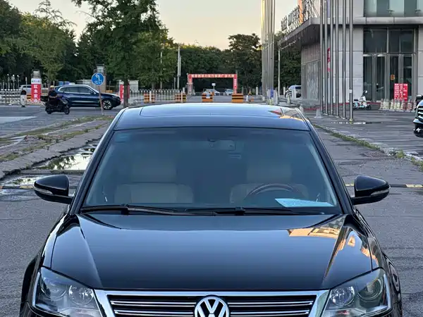 Volkswagen Passat 2011