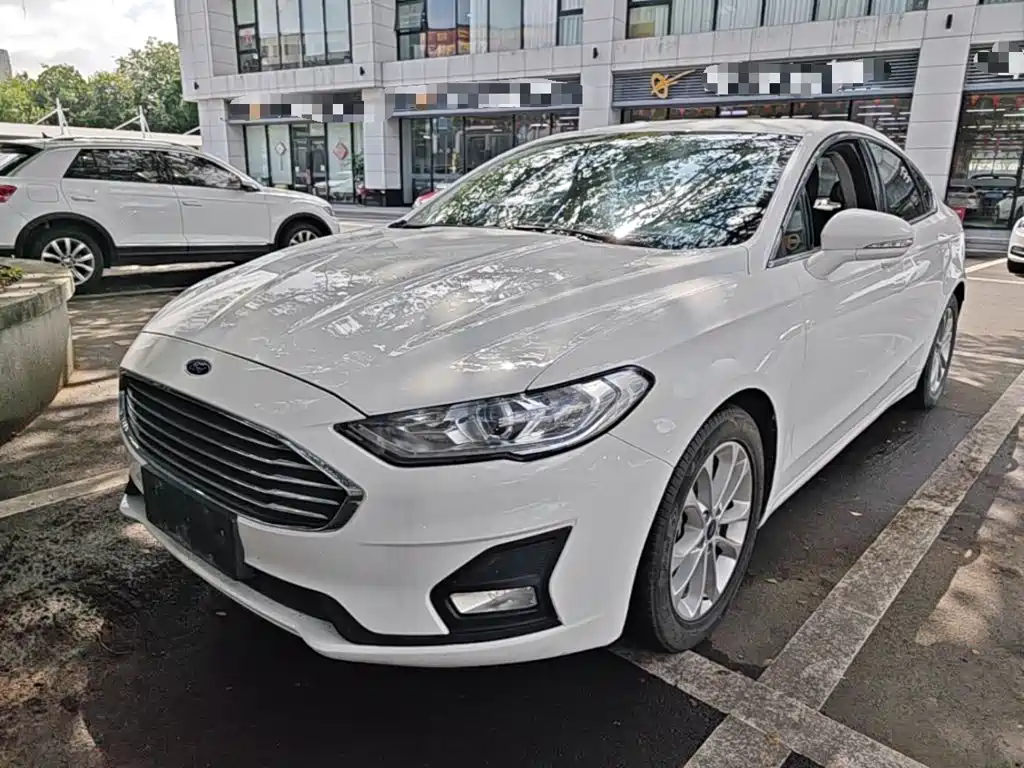 Ford Mondeo 2021 — фото 1