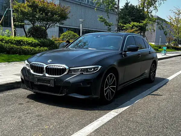 BMW 3 Series 2021