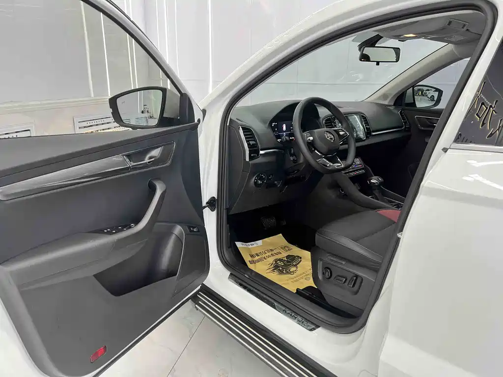 Skoda Karoq 2022 — фото 7