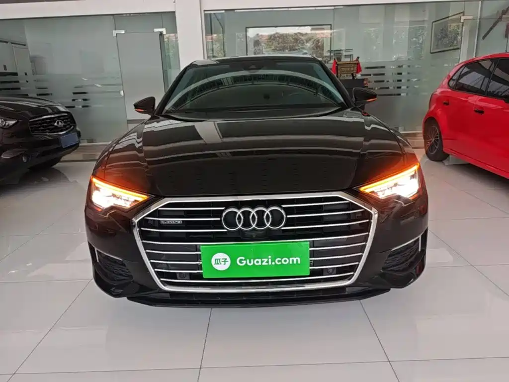 Audi A6L 2022