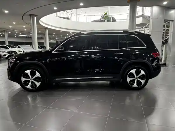 Mercedes-Benz GLB 2022
