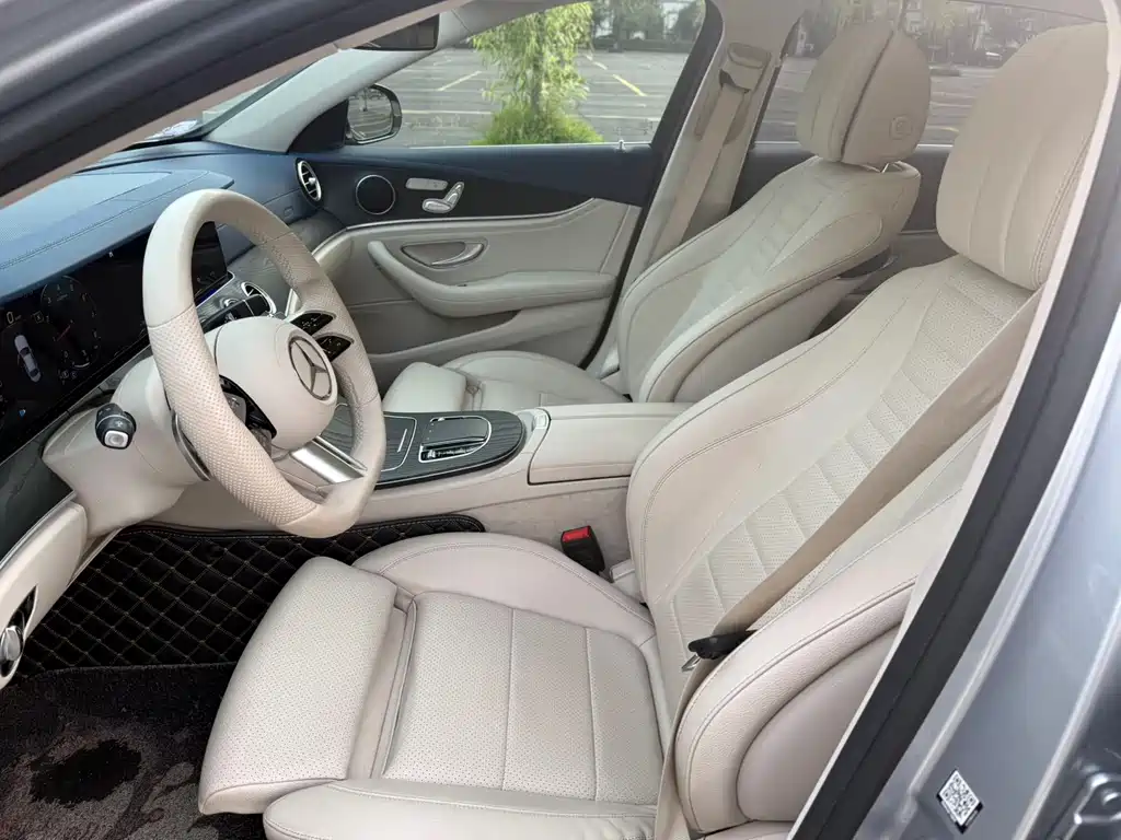 Mercedes-Benz E-Class 2022 — фото 11