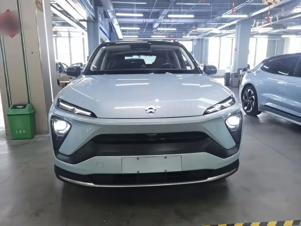 NIO ES6 2020